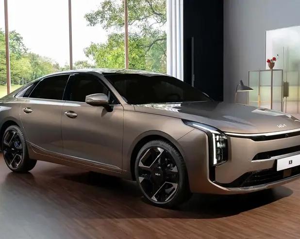 Представлен обновленный седан Kia K8 / Авто и транспорт / iXBT Live
