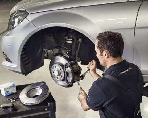 Компания Mercedes-Benz Korea во вторник объявила поставщиков аккумуляторов для всех своих электромобилей и объявила о бесплатных проверках для всех владельцев электромобилей / Авто и транспорт / iXBT Live