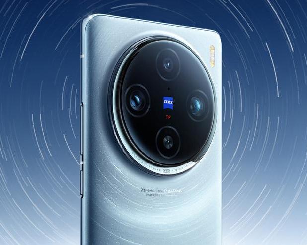 Флагманы Vivo X100 и X100 Pro появились в российской рознице: три камеры, 16/512 ГБ и защита IP68 / Смартфоны и телефоны / iXBT Live